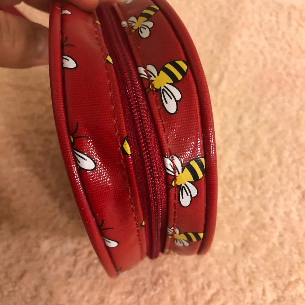 Vintage Burt’s Bees Wristlet With Travel Size Products NOS